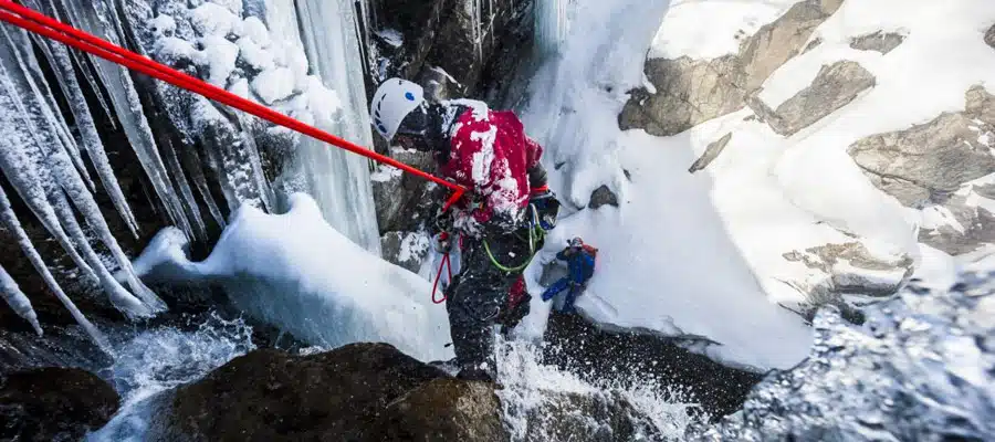 Tarifs canyoning hivernal