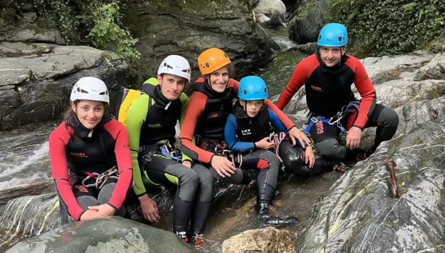 Canyoning en famille : conseils et circuits adaptés