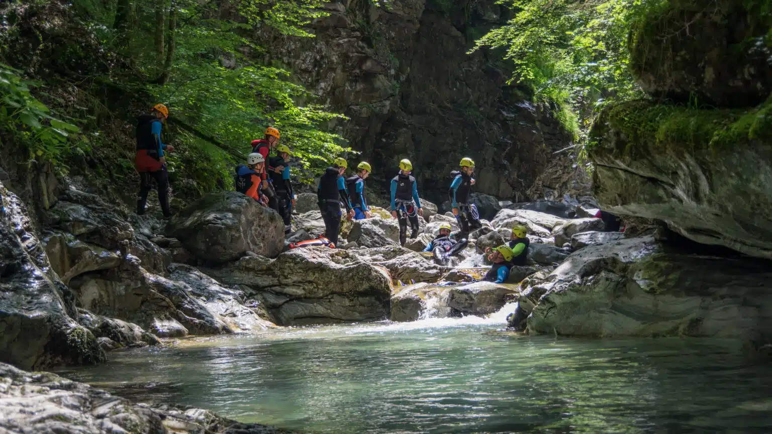 Comment se déroule une sortie canyoning avec Expérience Canyon ?