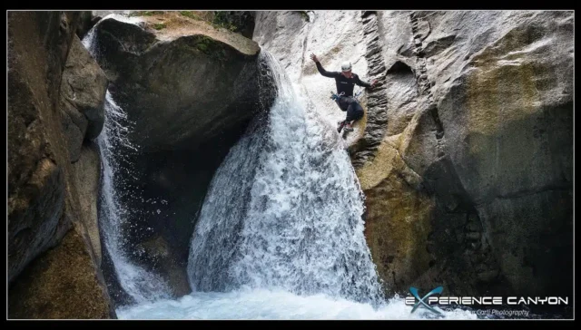 1 Poste de Moniteur de canyonisme (H/F) - Eté 2025